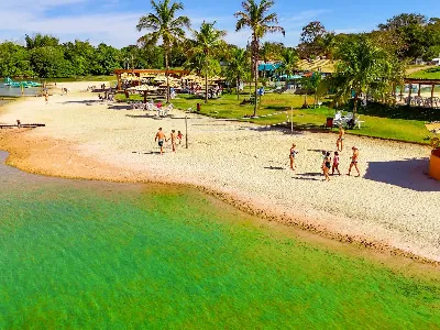Lazer na Praia da Figueira — Muito espaço para brincar